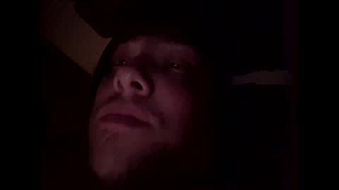 bdhorny33388 online show from May 17, 5:48 am