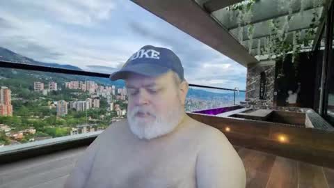 Dookie online show from March 7, 10:40 pm