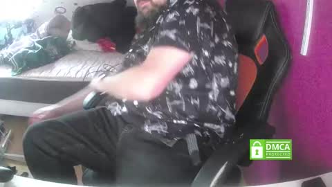 Snapshot of bear90130 chatting on October 10, 10:53 am bear90130 online show from October 10, 10:53 am
