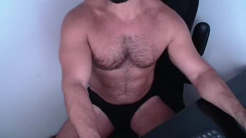 Beard Guy online show from May 31, 6:31 pm