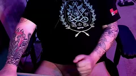 BeardedTrouble online show from November 6, 4:26 am