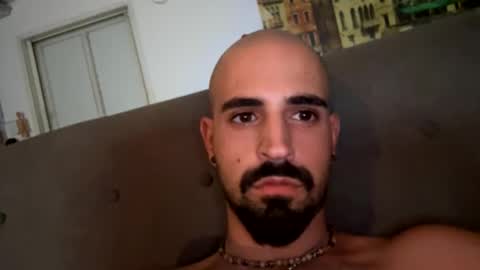 Snapshot of beardedbaldy_09 chatting on September 29, 4:47 pm Ask me online show from September 29, 4:47 pm