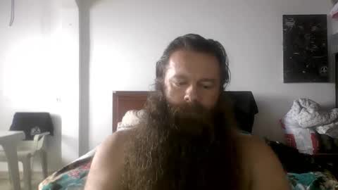 Snapshot of beardeddonkey88 chatting on October 23, 6:00 pm beardeddonkey88 online show from October 23, 6:00 pm
