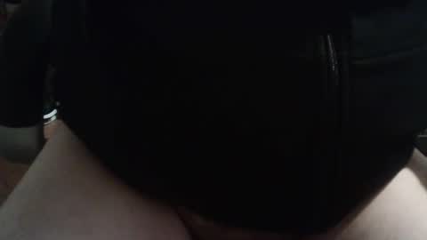 Snapshot of beardmancoming chatting on December 26, 10:41 pm WELCOME EVERYONE MY NAME IS  CHAN ..I WILL BE HAPPY TO SHOW YOU MY CUM online show from December 26, 10:41 pm