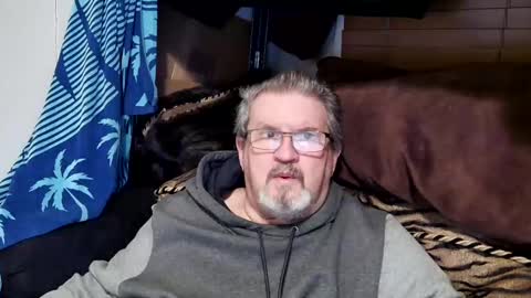David online show from December 10, 6:54 am