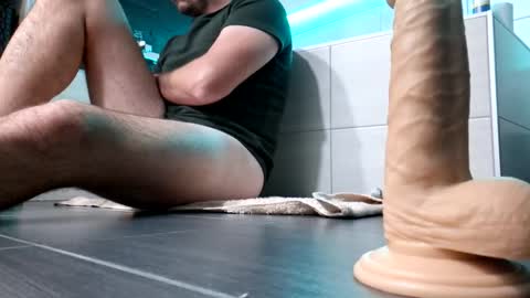 beenee3 online show from October 18, 6:57 pm