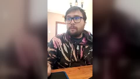 beennudeislife online show from July 10, 9:35 am