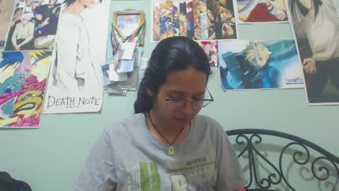 Snapshot of beentage chatting on December 29, 5:33 pm Alex online show from December 29, 5:33 pm