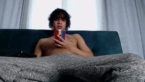 Snapshot of belamiramil chatting on February 8, 8:42 pm independent model online show from February 8, 8:42 pm