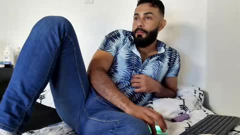 Snapshot of ben_blaze chatting on March 6, 10:04 pm BEN online show from March 6, 10:04 pm