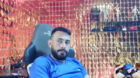Snapshot of ben_blaze chatting on January 24, 1:03 am BEN online show from January 24, 1:03 am