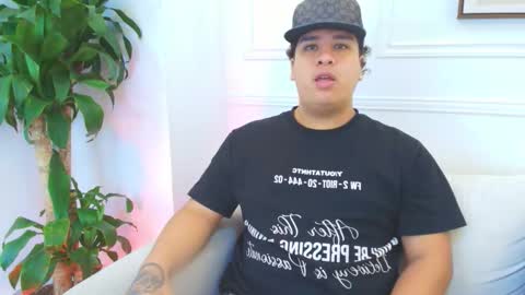 bennett_alejoo online show from January 8, 6:46 pm