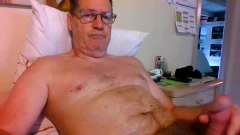 bennybutterfly007 online show from June 23, 7:35 am