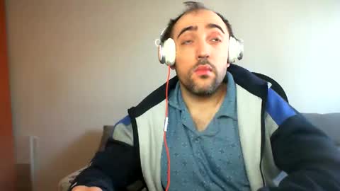 Snapshot of bentish chatting on January 30, 6:24 am bentish online show from January 30, 6:24 am