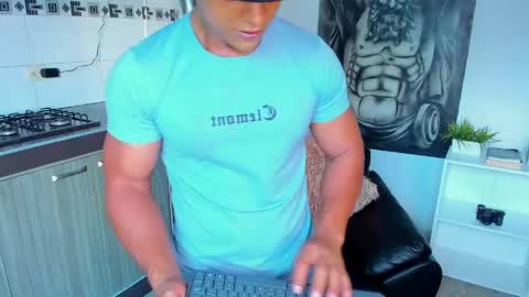 Bergin Castro online show from April 16, 9:50 pm