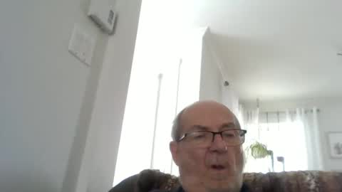 bernard1102 online show from March 19, 12:52 pm