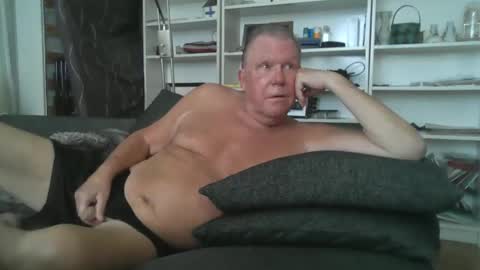 Snapshot of berra3232 chatting on September 19, 11:43 am berra online show from September 19, 11:43 am
