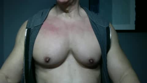 Snapshot of bgdkmuscleguy chatting on February 21, 4:40 am BGDKMUSCLEGUY - SELECTED BY CHATURBATE AS A TOP BROADCASTER FOR 2023 online show from February 21, 4:40 am