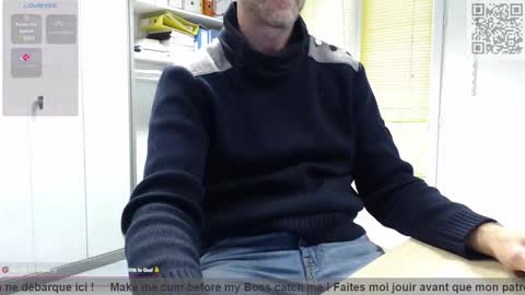 My name is David and if you like public exhibitions you wont be disappointed with me LoL - My favorite vibes is 44  online show from January 29, 2:00 pm