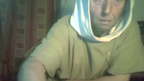 bibiloveyou73 online show from May 19, 1:32 am