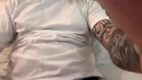 Big cock bi boy online show from November 4, 11:22 am