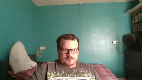 Snapshot of bidan1986 chatting on March 8, 8:40 am bigdan1986 online show from March 8, 8:40 am