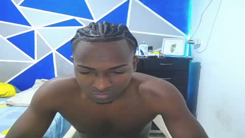 Snapshot of big_black11 chatting on February 22, 1:01 pm big_black11 online show from February 22, 1:01 pm