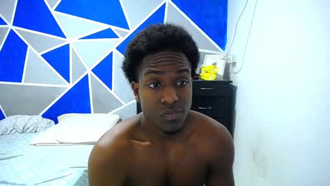 Snapshot of big_black11 chatting on January 10, 9:55 am big_black11 online show from January 10, 9:55 am