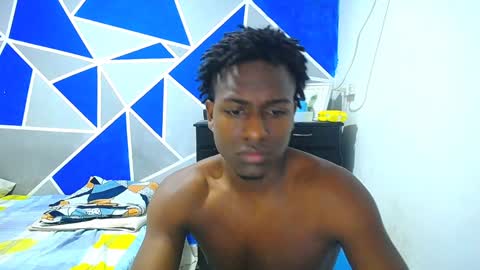 Snapshot of big_black11 chatting on February 7, 1:01 pm big_black11 online show from February 7, 1:01 pm