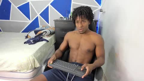big_black11 online show from December 4, 12:23 pm