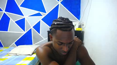 Snapshot of big_black11 chatting on January 21, 10:12 am big_black11 online show from January 21, 10:12 am