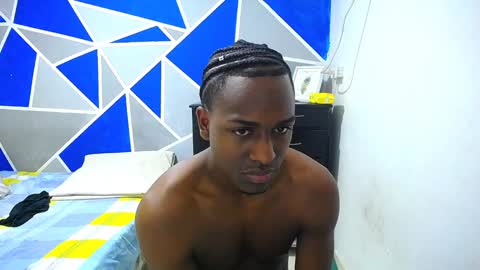 Snapshot of big_black11 chatting on January 22, 10:18 am big_black11 online show from January 22, 10:18 am