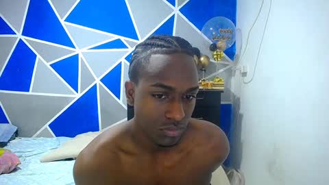 Snapshot of big_black11 chatting on December 6, 10:05 am big_black11 online show from December 6, 10:05 am