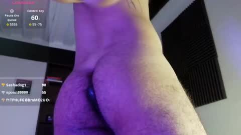 Hot Versx online show from May 11, 4:04 pm