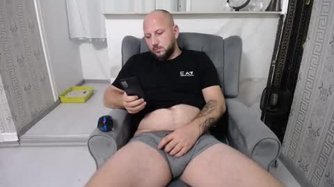bigballs2403 online show from December 23, 4:17 pm