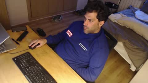 bigcok35spain online show from May 18, 7:29 pm