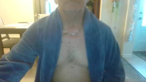 bigdeer581917471 online show from December 1, 12:19 pm