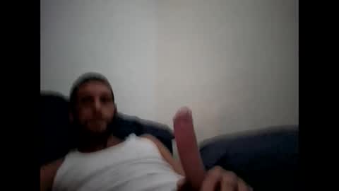 Snapshot of bigdic42088 chatting on December 3, 7:22 pm bigdic42088 online show from December 3, 7:22 pm