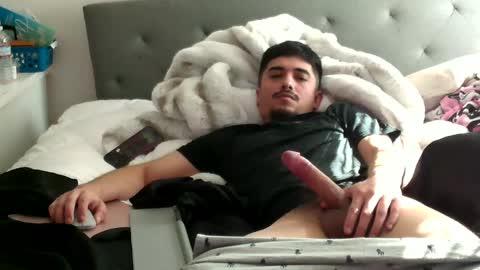 bigdickjoey1995 online show from January 8, 8:50 pm