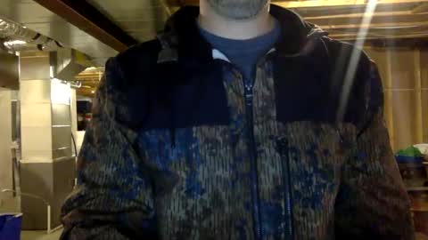 Snapshot of bigdickshowoff9877 chatting on January 17, 12:10 am Bigdickshowoff9877 online show from January 17, 12:10 am