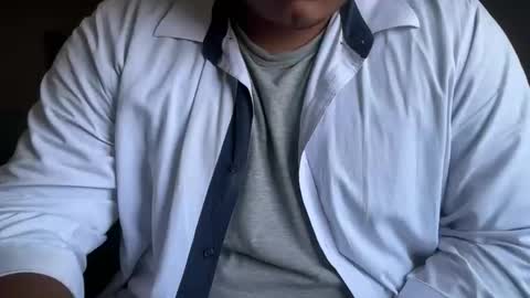 bigdrewdoza223 online show from May 18, 7:51 pm