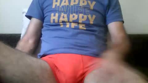 Snapshot of bigfunboy20 chatting on October 2, 10:30 am bigfunboy20 online show from October 2, 10:30 am