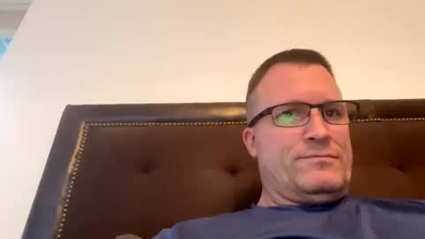 bigger22332233 online show from January 4, 11:48 pm