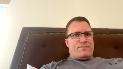 bigger22332233 online show from December 12, 10:20 pm