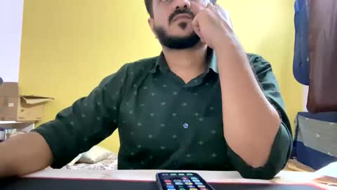 bighandsomesatisfy online show from March 18, 7:39 pm