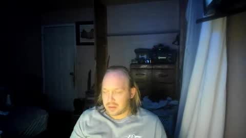 bigmike20129020 online show from February 15, 12:49 am