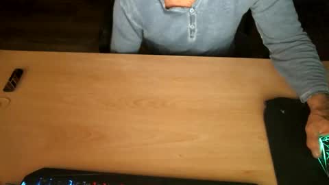 Anton online show from March 22, 2:38 am