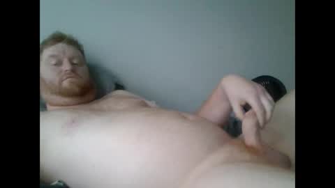 Snapshot of bigred92899 chatting on March 8, 4:48 pm bigred92899 online show from March 8, 4:48 pm