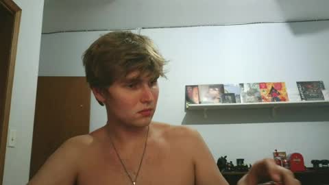 bigskinnyboyshh online show from July 1, 11:26 pm