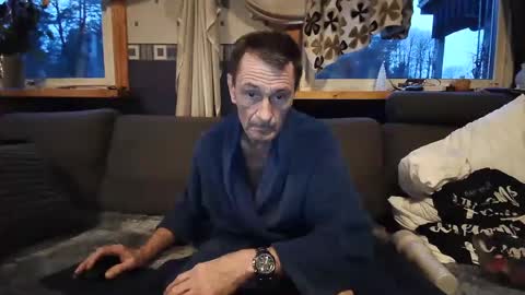 bigswe1 online show from December 31, 2:36 pm